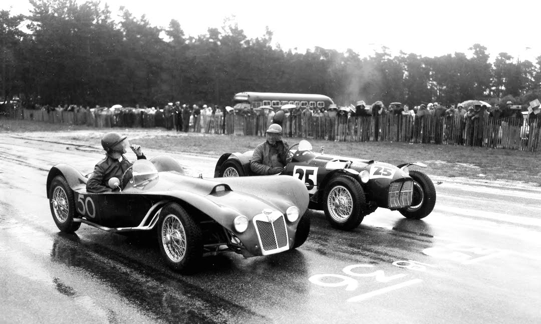 MG R2 Flying Shingle Ken+Miles+next+to+his+MG+R1+Pebble+Beach+1955